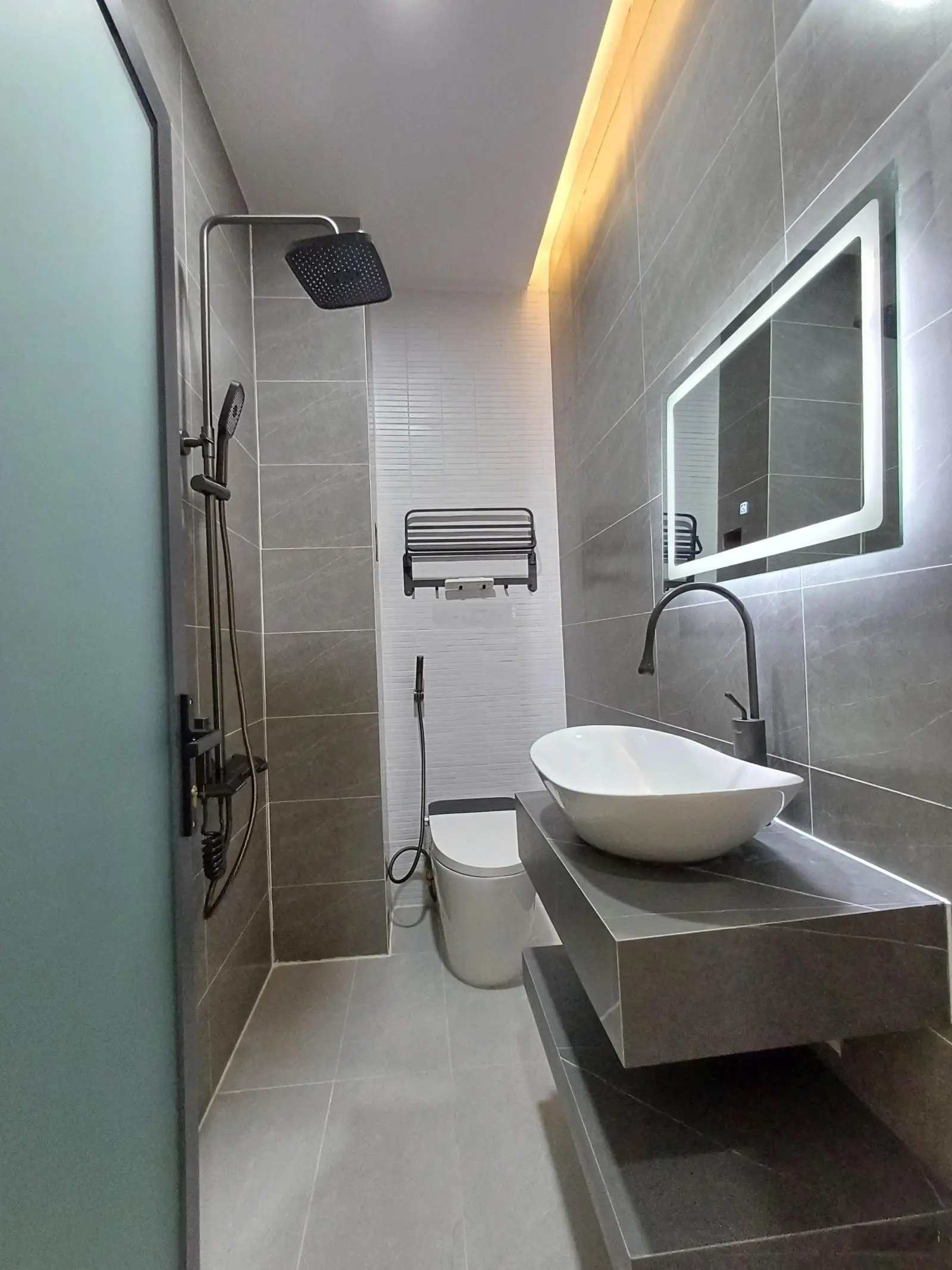 6,2tỷ - villa Hà Huy Giáp/ 50m - Ngã Tư Ga - phường Thạnh Lộc - Quận 12 - Hồ Chí Minh (6.8m*10m)