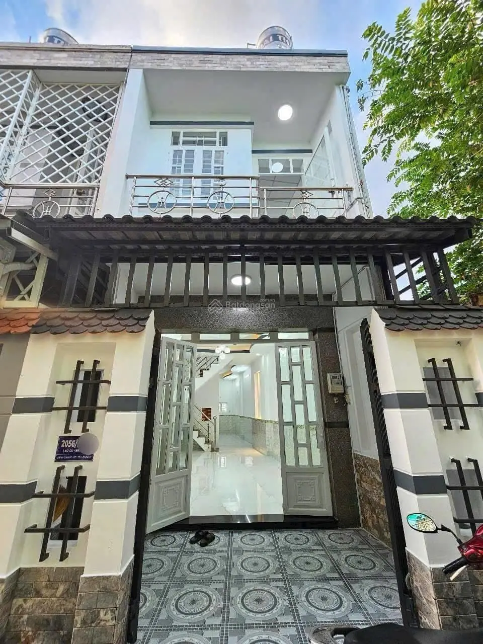 Nhà diện tích lớn vừa hoàn thiện - TT. Nhà Bè