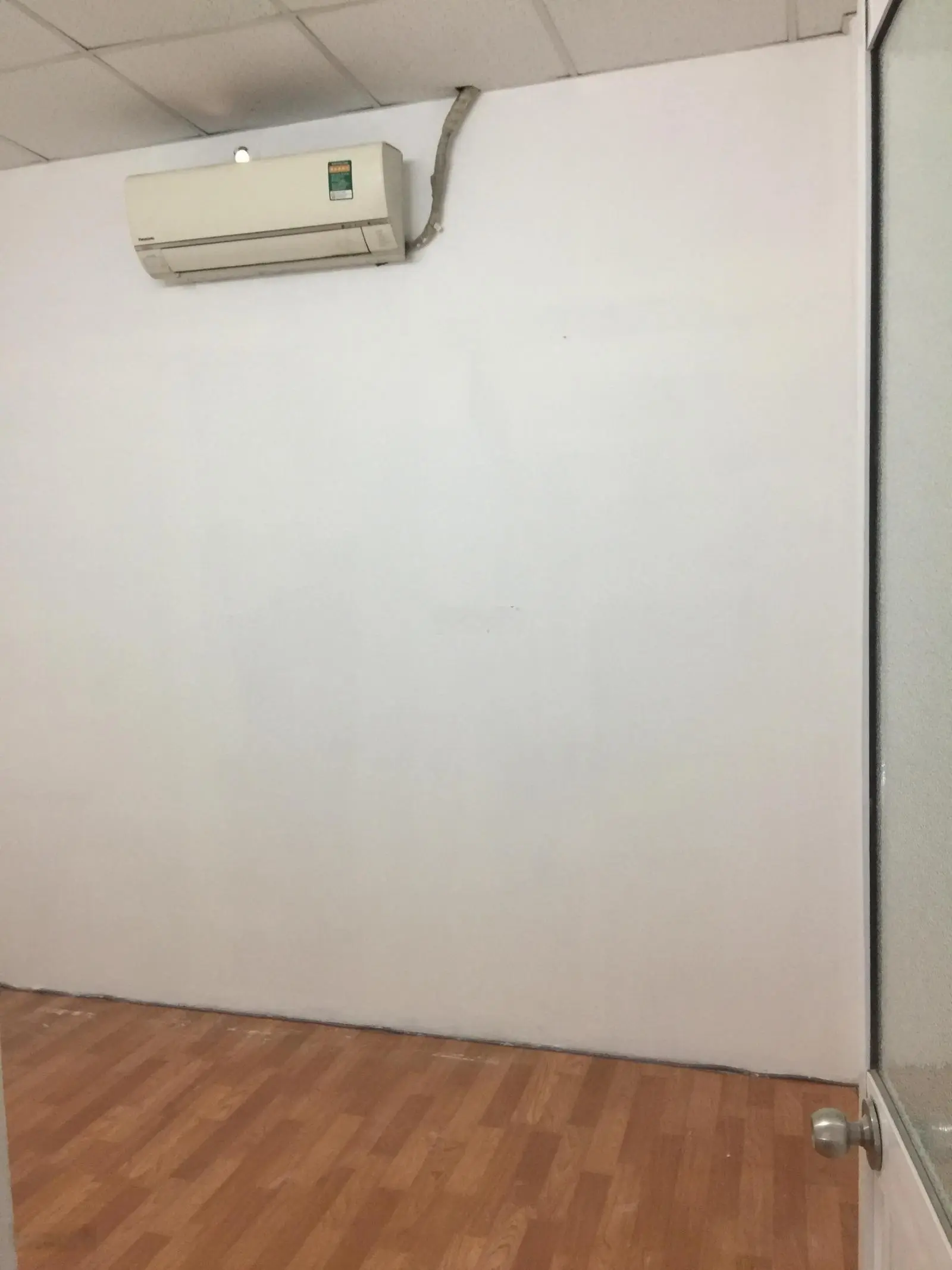 Chính chủ bán nhà DT:3,5x10 giá 3 tỷ 5 , Sổ hồng , trệt 1 lửng ,HBC,TĐ,:0908 284 ***-098016419