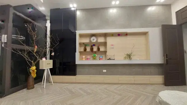 Nhà hiếm Láng Thượng - DT 50m2 - 5tầng - MT4m - 11 tỷ
