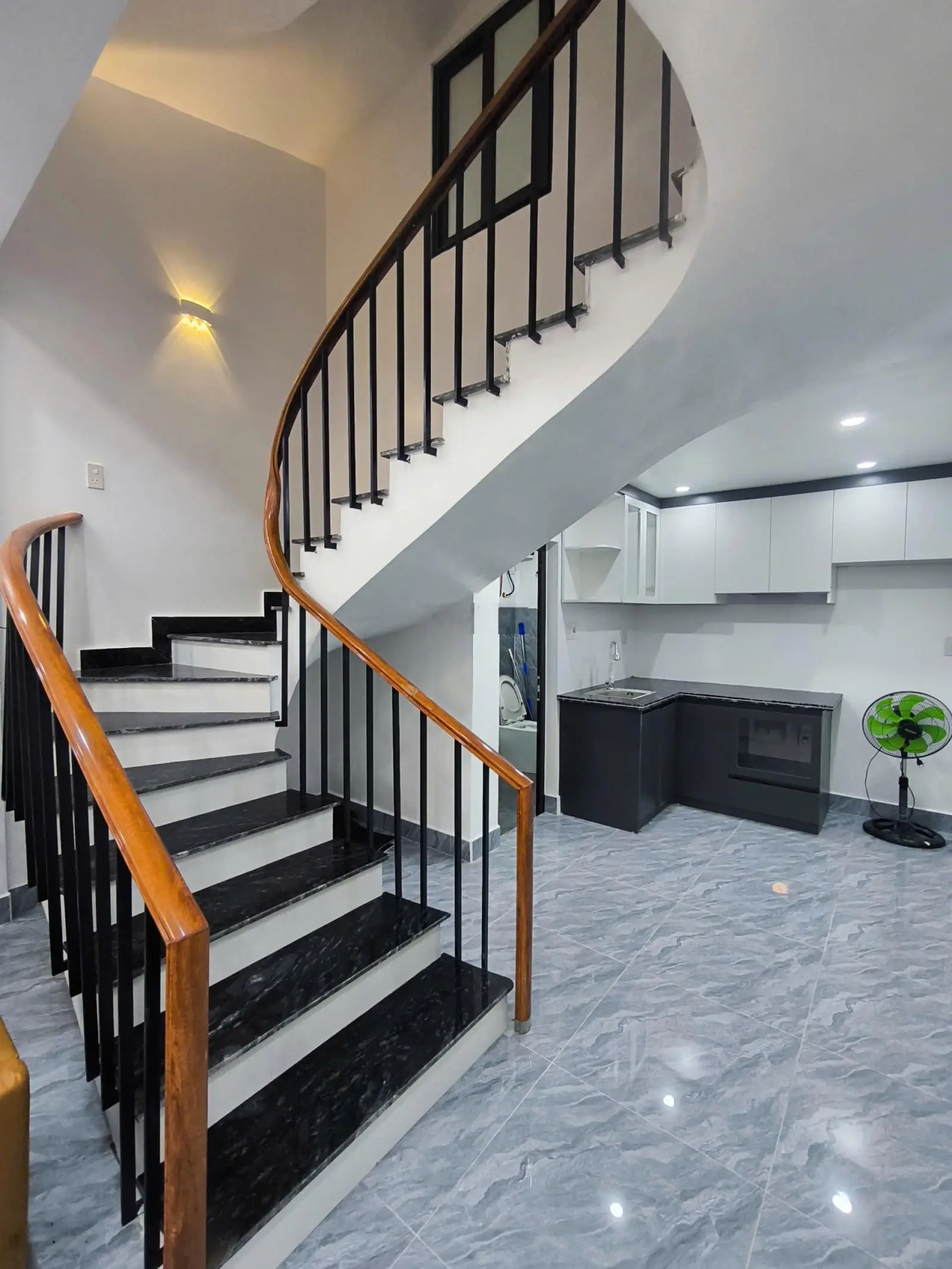 Nhà đẹp Lạch Tray thông Ngô Gia Tự giá tốt