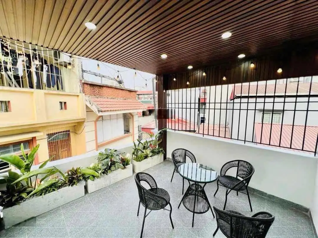Bán Nhà mới Ô TÔ đỗ cửa - Thang Máy, ngay gần ngã tư Vạn Phúc - DT 44m2 - gía 9tỷ3