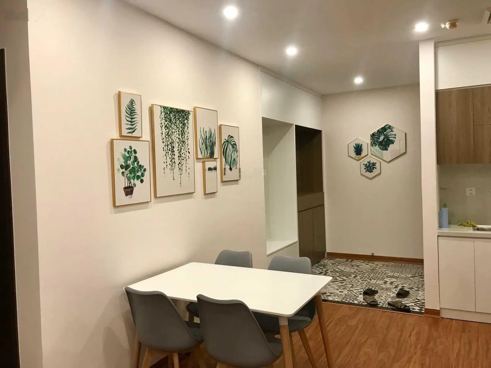 Tôi cần bán căn hộ chung cư A14 Nam Trung Yên, 1 phòng ngủ 44m2
