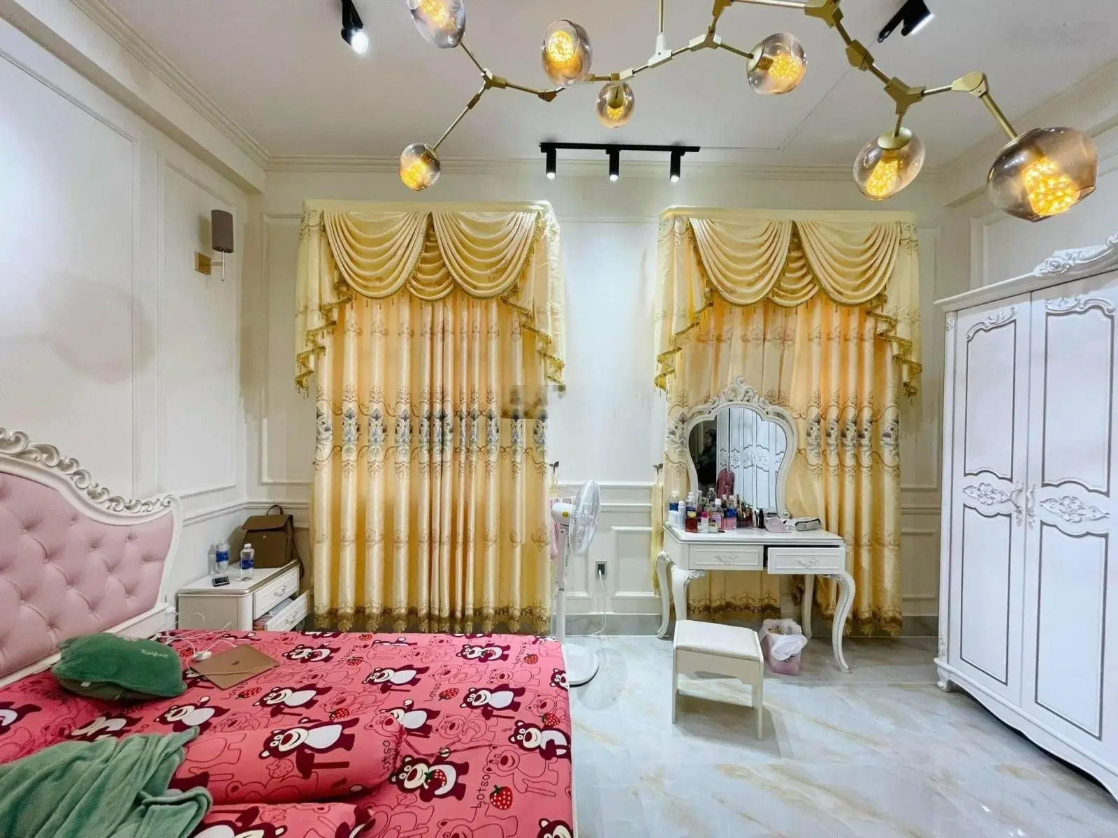Biệt thự khu Cityland Phường 10 4 tầng 1 hầm 4pn 5wc Gò Vấp