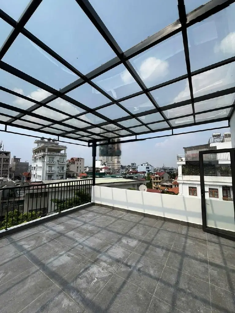 Siêu hiếm - vỉa hè rộng - kinh doanh tốt - 2 gara ô tô - 6 tầng có thang máy - nguyễn văn cừ
