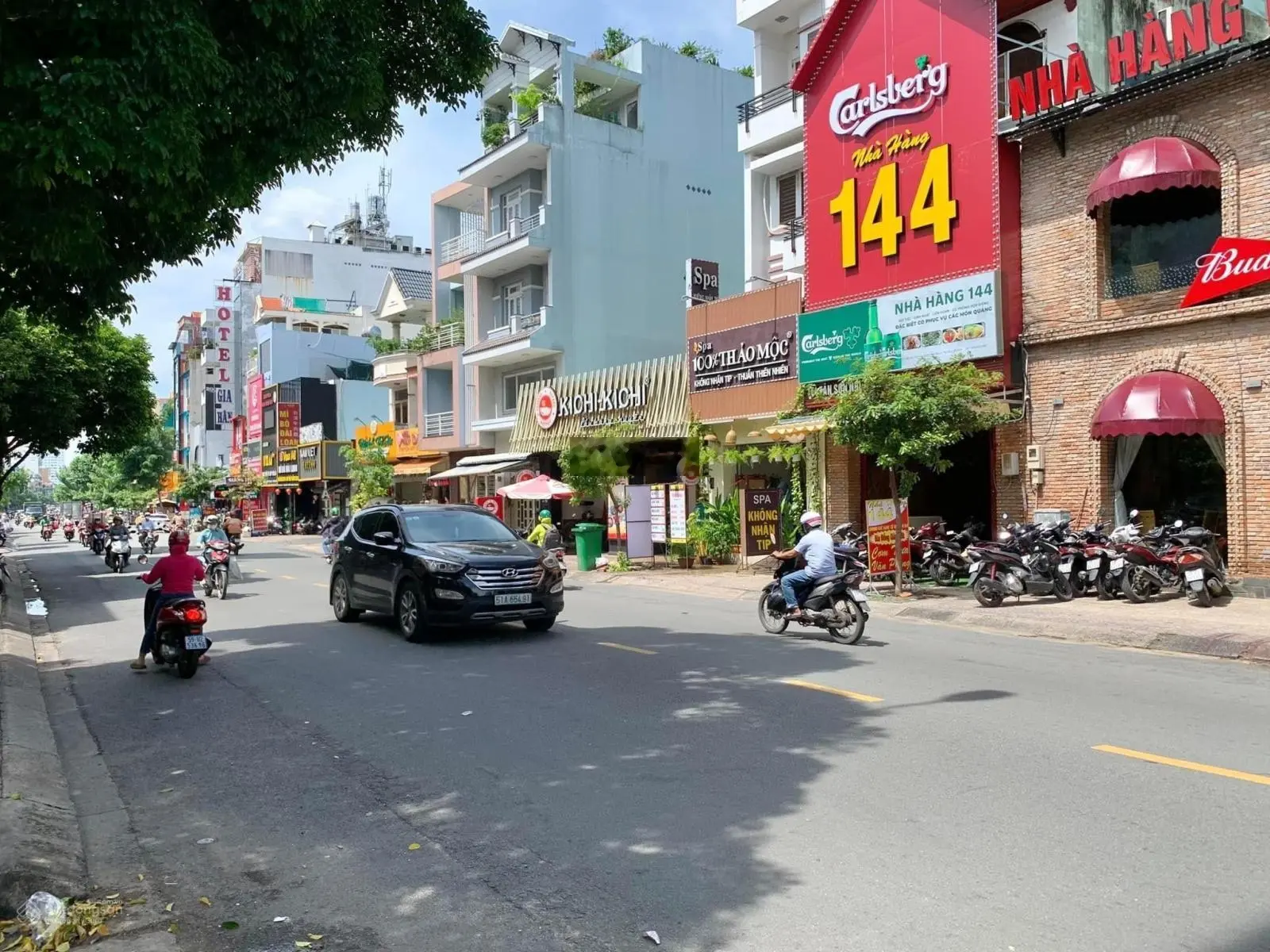 10 x 30m, bán nhà mặt tiền Phạm Văn Hai - P. 2 (giá 65 tỷ)