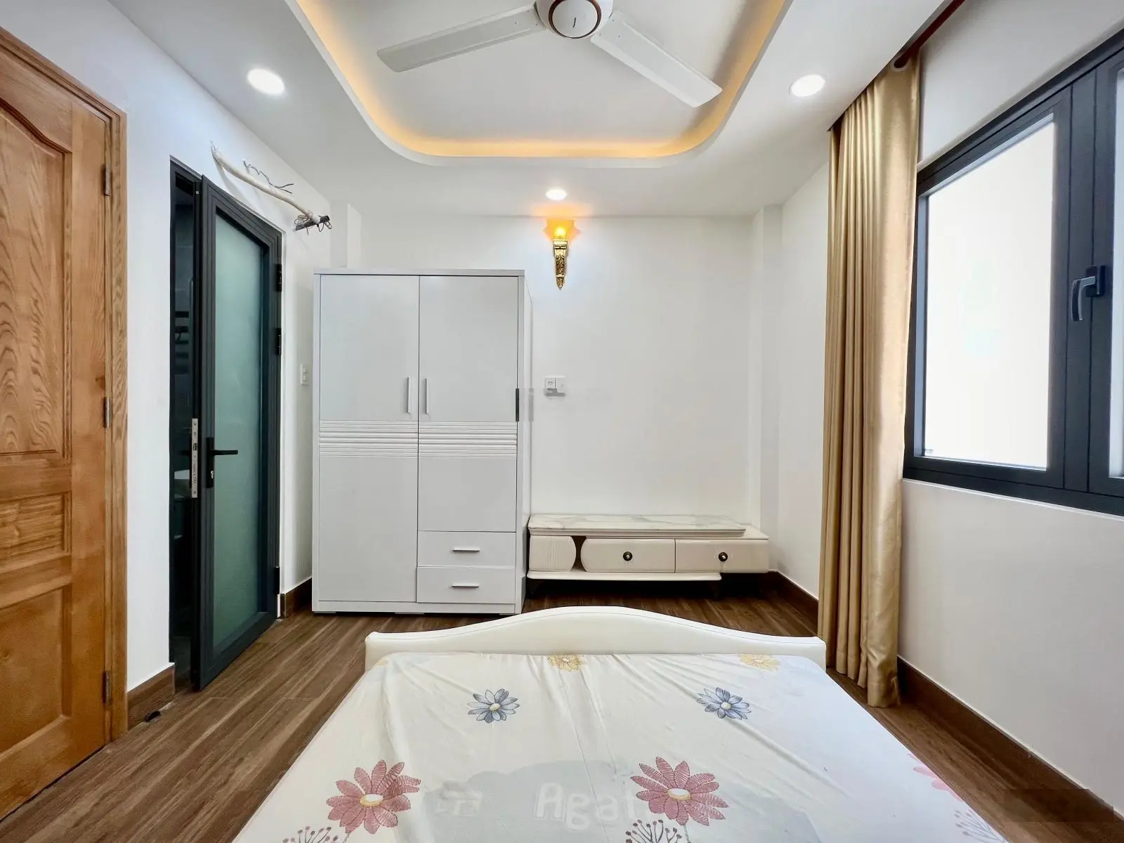 Bán nhà 50m2 hoàn công 4 tầng sổ hồng riêng hỗ trợ vay bank 70%