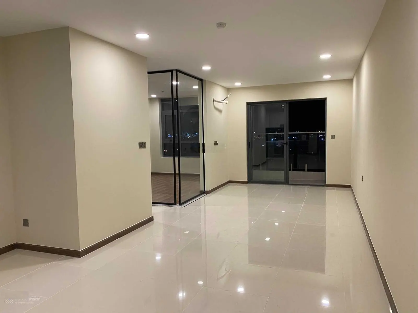 Bán gấp 2PN 80m2 thanh toán 1,333 tỷ nhận nhà mới 100% O9O,118,3686