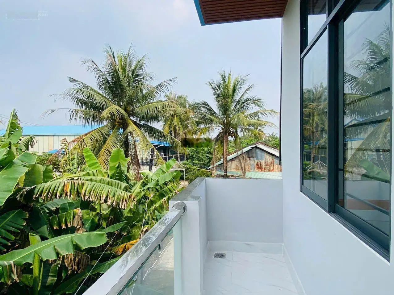 Bán căn nhà mới đẹp lắm a chị ơi nhà ở thị trấn cần giuộc DT 72m2 giá 1ty385tr chính chủ sang tên