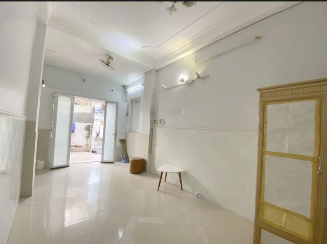 Bán nhà khu cư xá ngân hàng 45m2 cách mặt tiền đường lớn vào bước - nhỉnh 4 tỉ