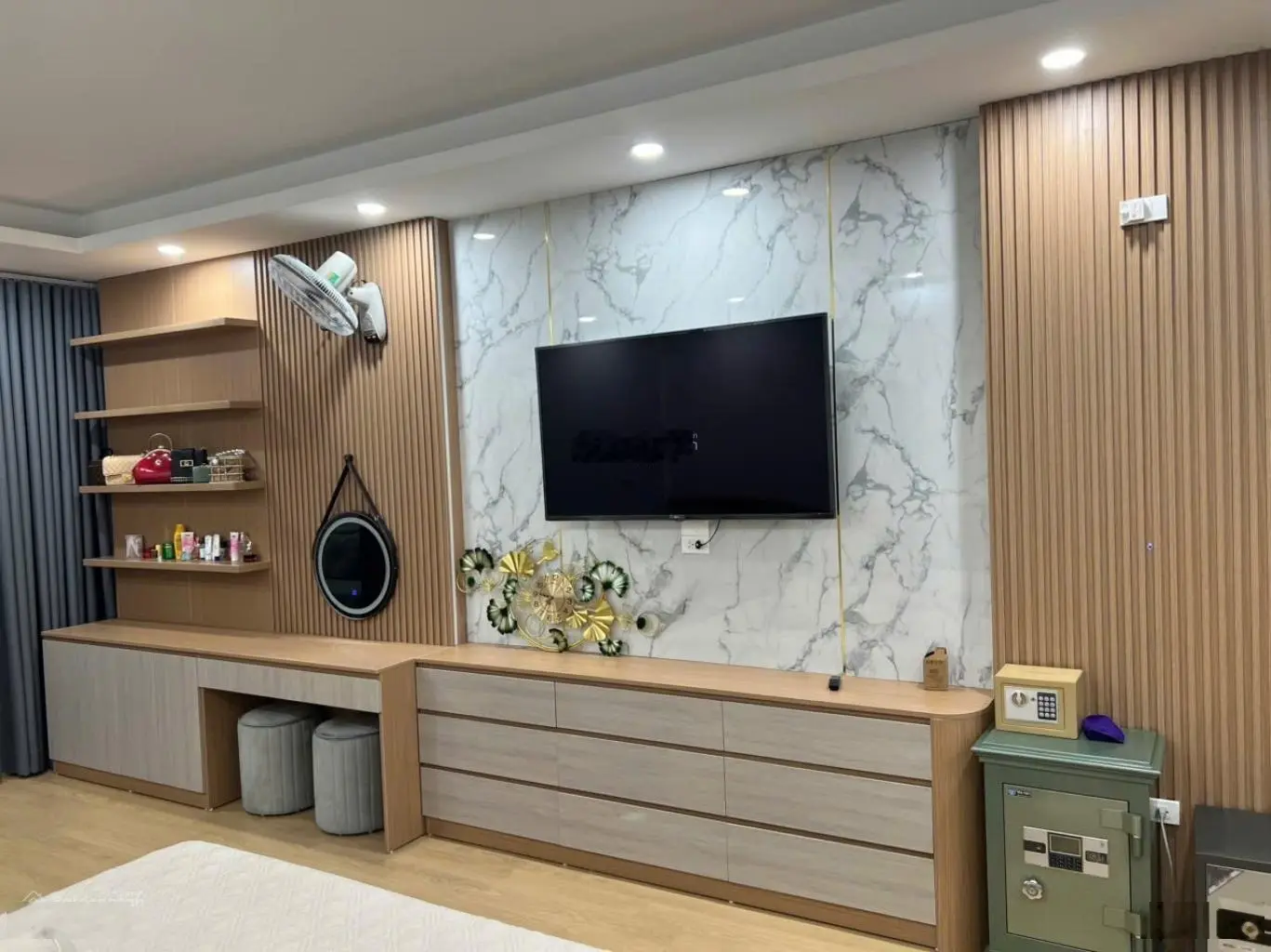 Tư đình 7 tầng thang máy gara 2 ô tô 76m giá 19.2 tỷ