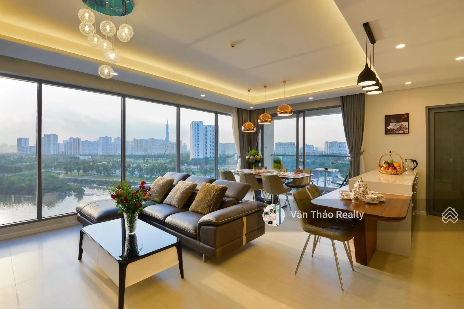 Full kính ngắm bình minh/ hoàng hôn cực đỉnh - căn hộ 1-2-3-4PN tiêu chuẩn Resort - ngay gần Quận 1