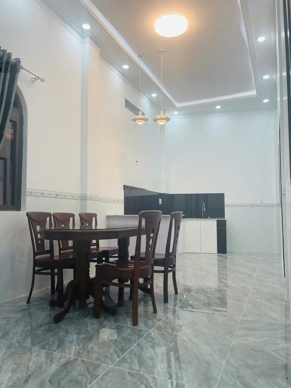 Trung tâm thị trấn Long Điền chuẩn trung tâm. Cách nhà hát chỉ 200m. KDC đông đúc 2.349 tỷ TL