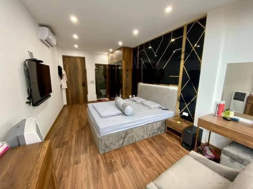 Bán Gấp nhà siêu hiếm Cầu Diễn 68m2 x 5 tầng lô góc ô tô vào nhà xung quanh ngập tràn tiện ích