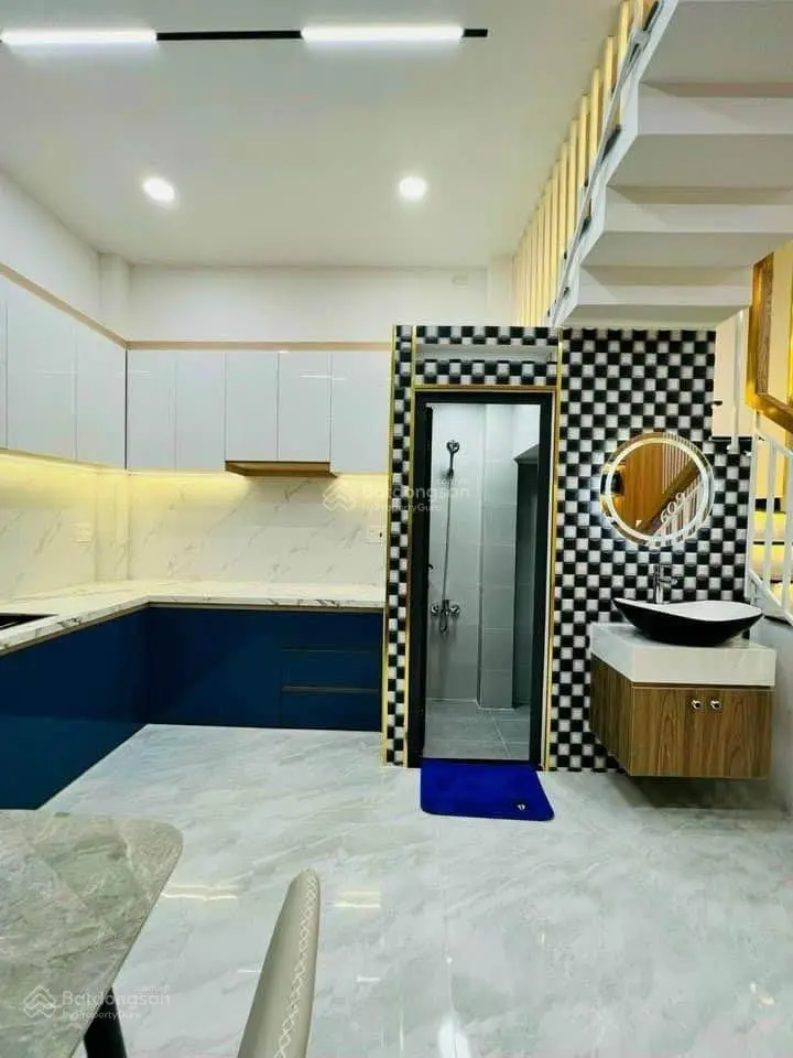 Nhà Đẹp Giá Mềm Cần Bán Gấp Bàn Cờ, Quận3, 4tỷy3, 60m2, 2T,2PN,2WC,SHR, Hẻm xe hơi 5m, Quay Đầu tốt