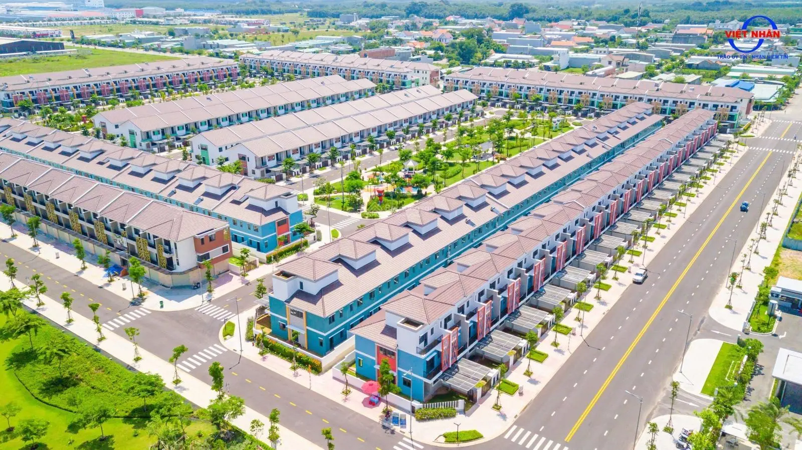 Chỉ 900tr nhận nhà 3 tầng - cho thuê 16tr/tháng - ck 5% - vsip group mở bán đợt cuối