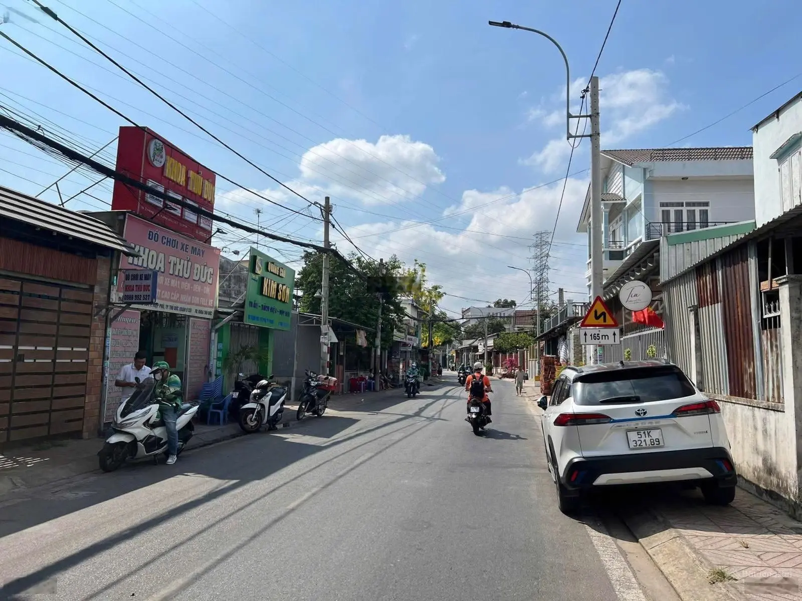Bán nhà mặt tiền kinh doanh Đường 904 Xa Lộ Hà Nội Quận 9 DT đất 71m2 - hàng ngộp.