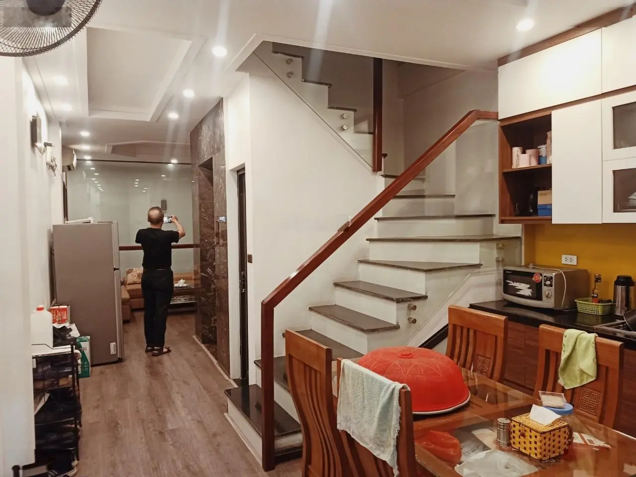 Bán nhà phân lô Tam Trinh DT: 62m2x5T. MT 3.8m, thang máy, vỉa hè, kinh doanh sầm uất. Giá: 16.8 tỷ