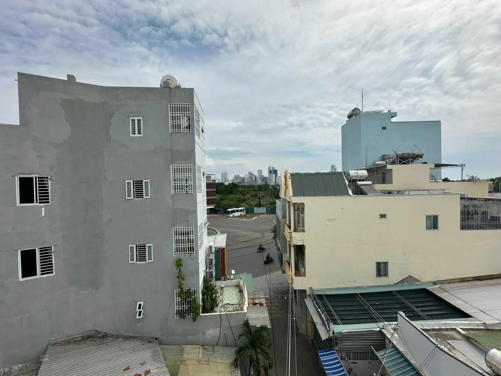 Nhà 4 tầng tại phường Phước Long Nha Trang, cách bãi tắm biển chỉ 600m
