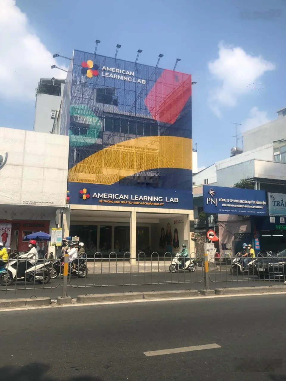 Bán mặt tiền Phan Đăng Lưu, Phú Nhuận - DT 10x35m, 350m2 - 2 tầng - CTXD hầm 10 tầng - giá 65 tỷ