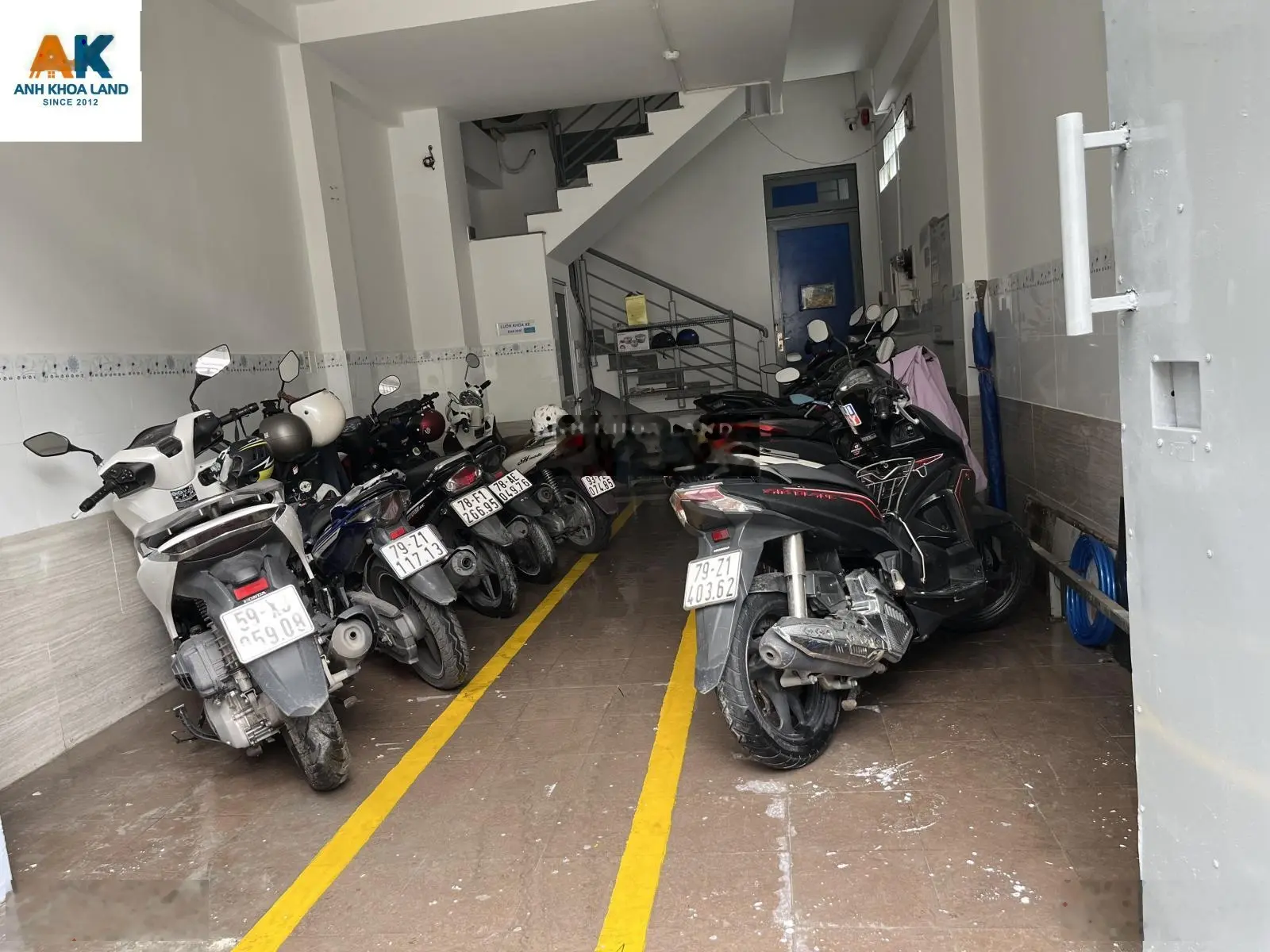 CHDV 5 tầng ngay Phạm Văn Đồng - ĐS 6 Linh Tây, có 8 phòng + trụ MoBi, dòng tiền 25tr/tháng