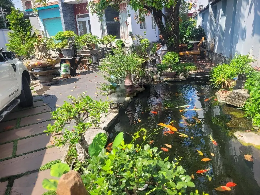 Biệt thự 2 tầng 240m2 mặt tiền đường hiếm có Hiệp Phú, Q.9 (TP. Thủ Đức) nhỉnh 19 tỷ
