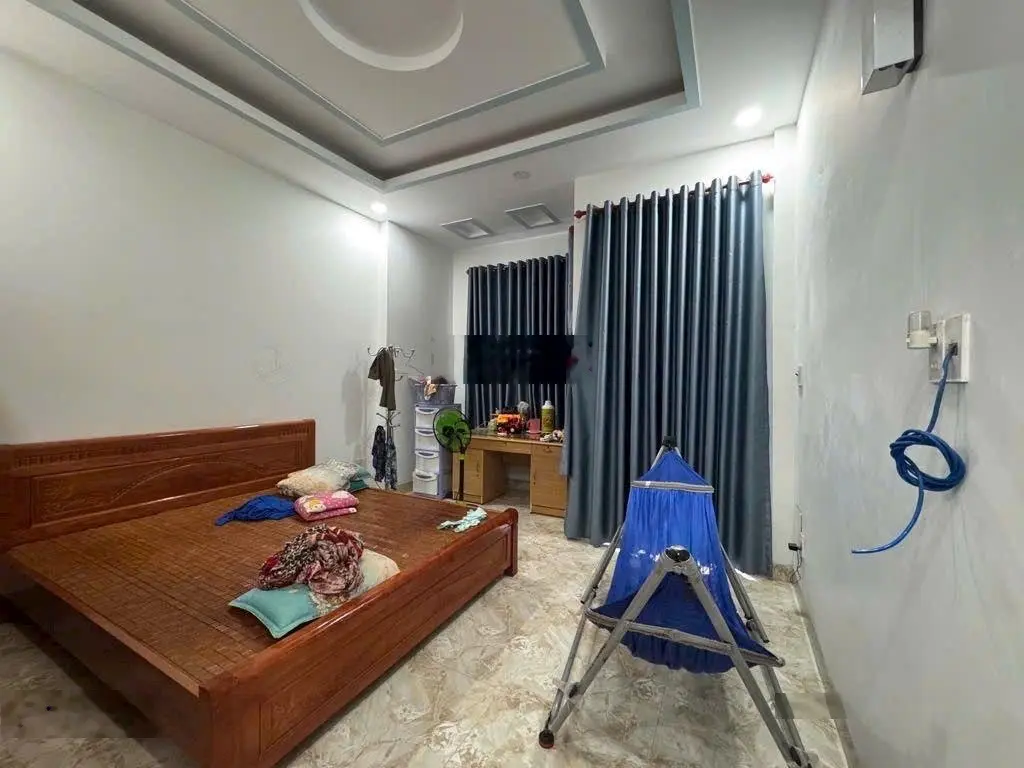 Nhà mặt tiền 4 tầng, 92m2(4x23m), ngay Dương Đình Hội, Phước Long B, chỉ hơn 9 tỷ