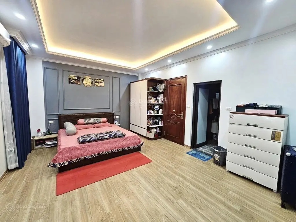 Bán nhà phố yên hòa, ô tô ngủ trong nhà, lô góc, ngõ thông, sát phố 12 tỷ 500