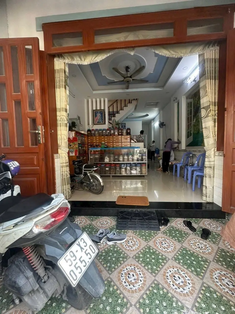 Nhà trệt lầu gần làng ĐHQG TPHCM. DT: 60.3m2. Đường nhựa 5m thông. Giá: 3.65 tỷ TL