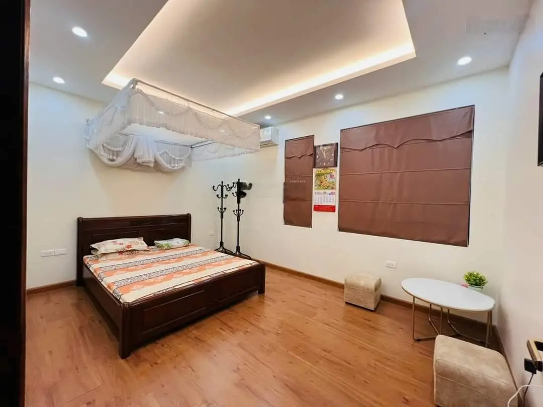 Bán nhà phân lô, ô tô đỗ cửa, vào nhà, full nội thất, nhà đẹp, TT Hoàng Mai, vô vàn tiện ích
