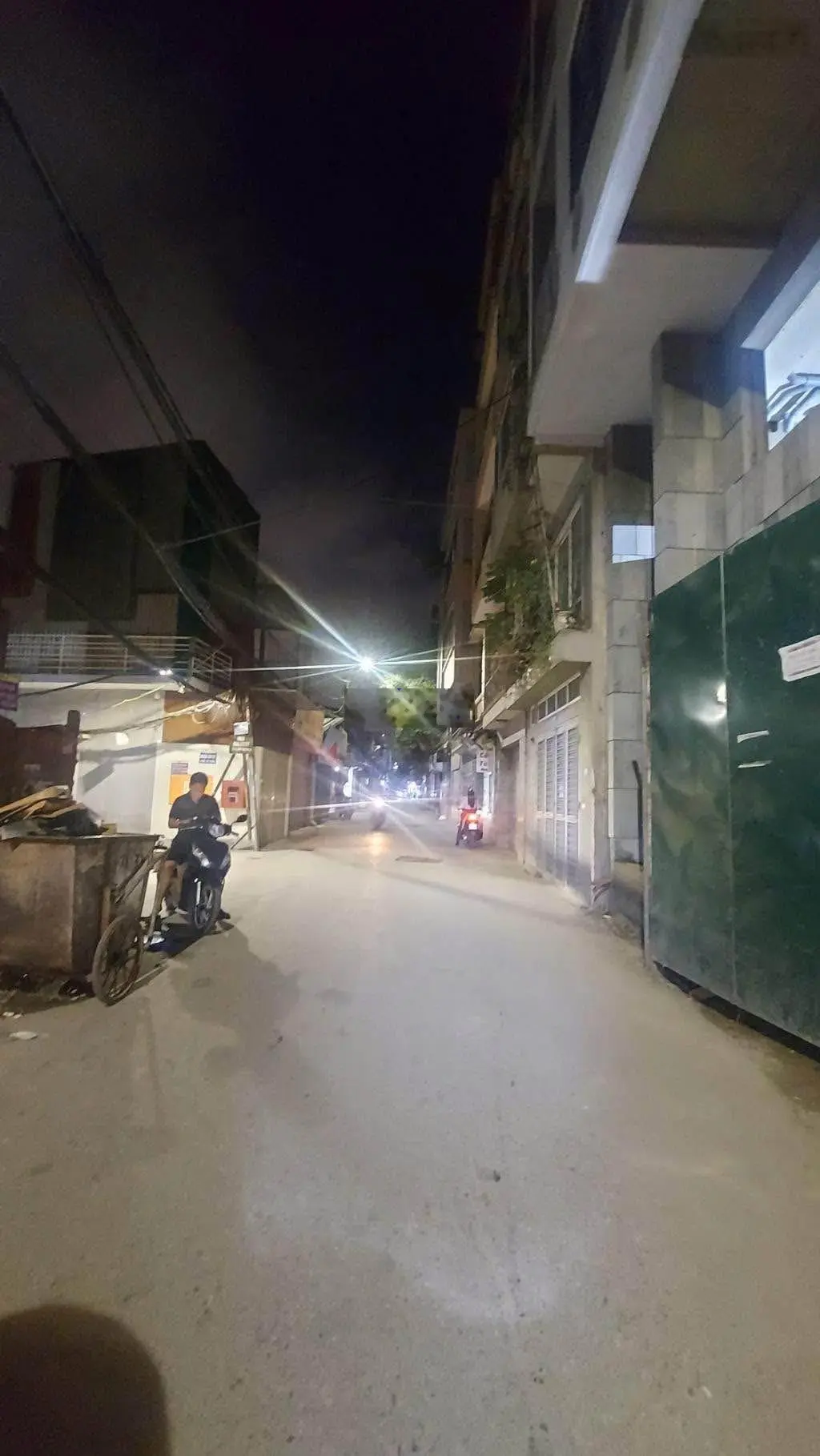 Bán Nhanh Nhà VĂn Cao Ba Đình 68m-Ngõ Thông Kinh Doanh , Dân xây 5 Tầng , Ngõ Rộng 4m ,