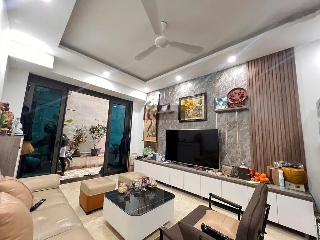 Bán nhà Phú Thượng, quận Tây Hồ diện tích 34m2, sử dụng 49m2, 5 tầng, giá vỏn vẹn chỉ 7.7 tỷ