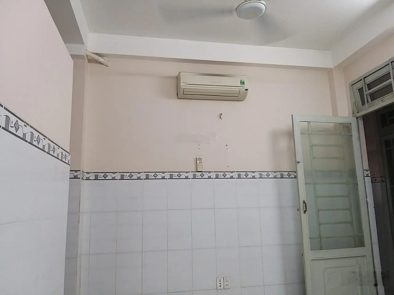 Toà nhà 5 tầng CHDV Nguyễn Công Hoan (5,8mx14,5m). Giá 12 tỷ