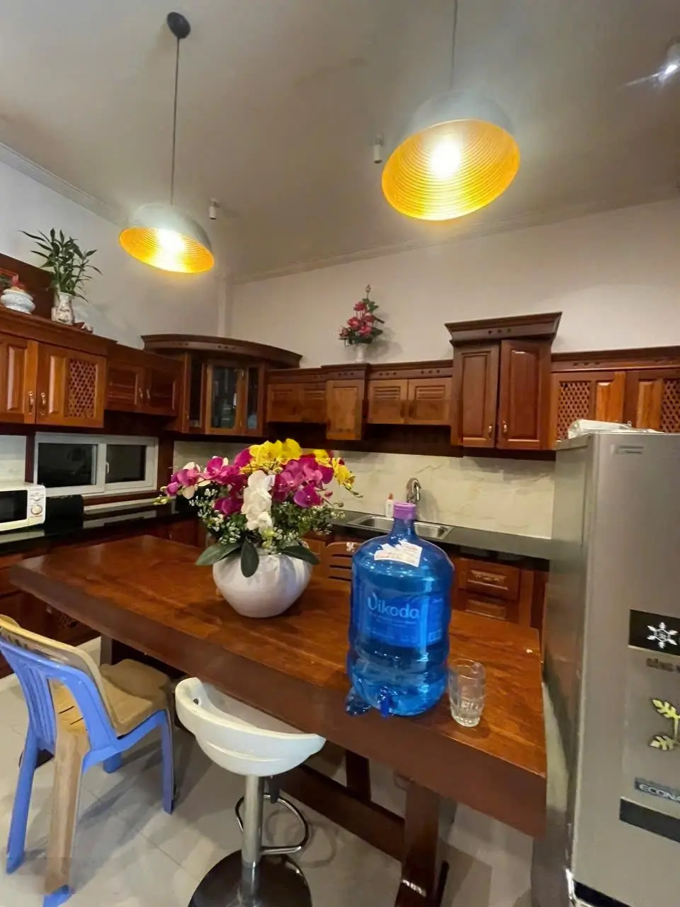 Cần nhà bán đường Hoàng Cầm đoạn giữa kinh doanh rất tốt hiếm có tại KĐT Vĩnh Điềm Trung
