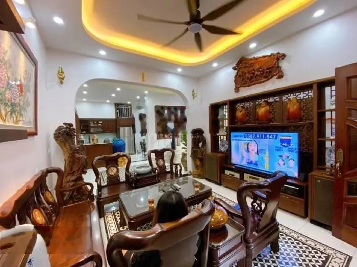 Bán nhà dân xây Phố Bạch Mai - Hai Bà Trưng, ngõ nông rộng sát phố, ô tô đỗ, 60m2 x 4T, chào 11 tỷ