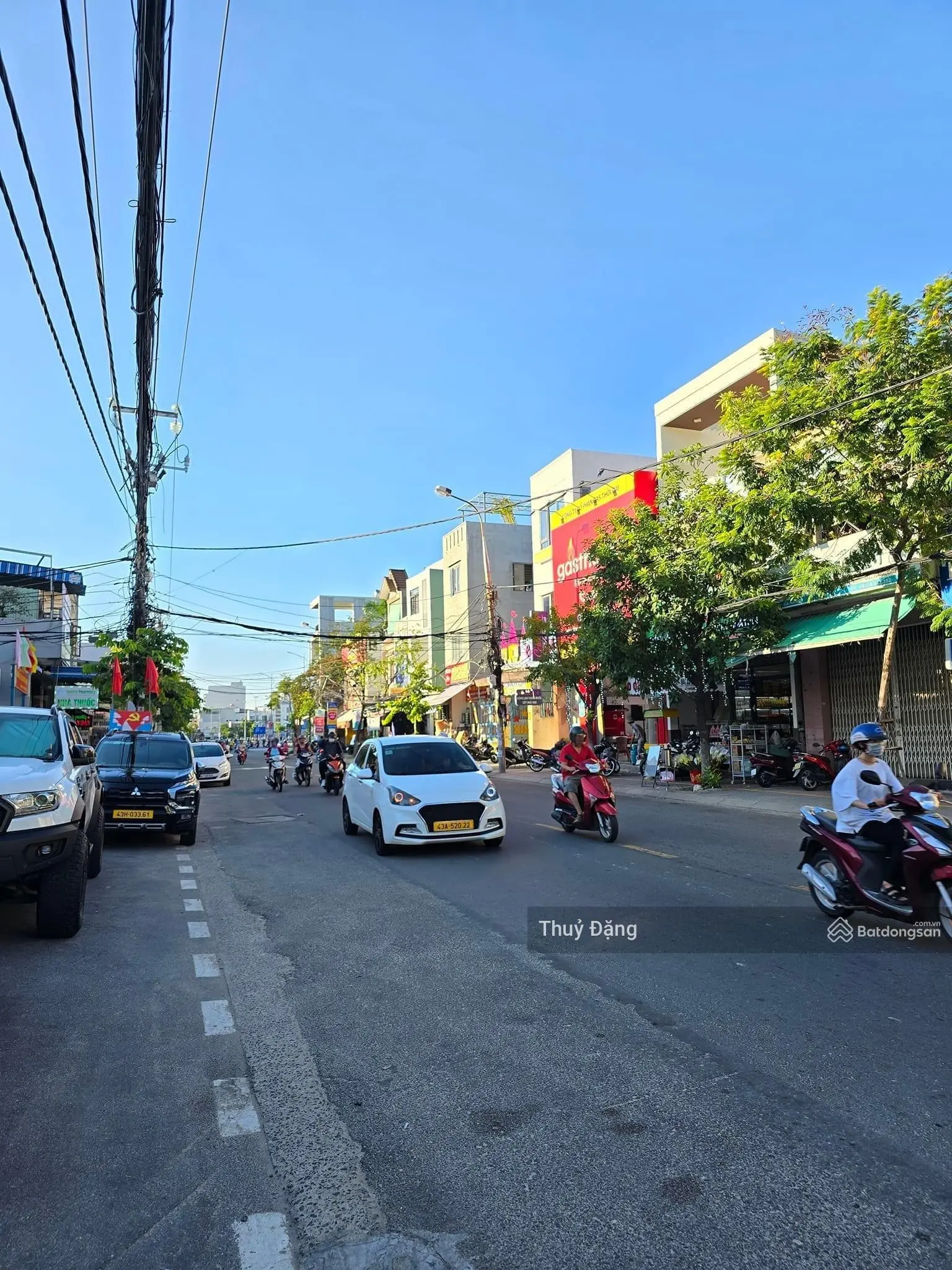 Bán nhanh nhà 2 tầng đường Phan Châu Trinh - 98m2 - Vị trí đẹp kinh doanh sầm uất