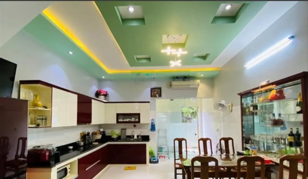 Bán nhà 3 tầng 100m2 ngang 5m ngõ to 15m đường Trung Lực giá hợp lý. Liên hệ 0936 577