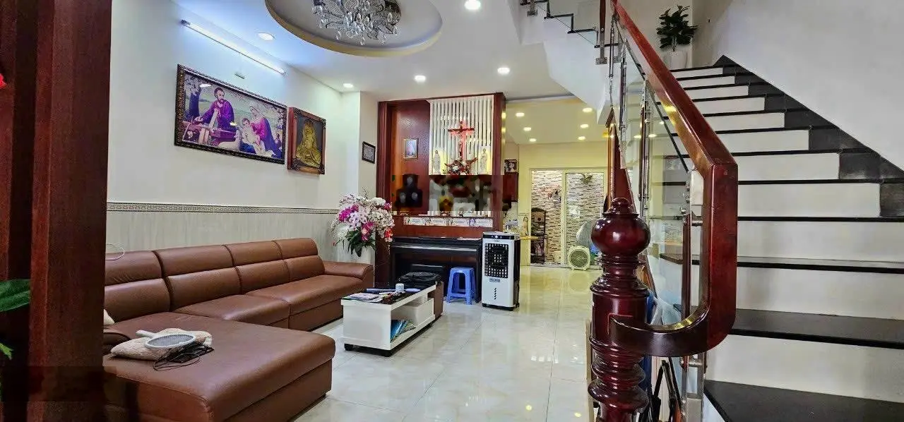 Chủ giảm giá tốt bán nhà có sổ hồng đường Bùi Phùng KĐT VCN Phước Hải Nha Trang