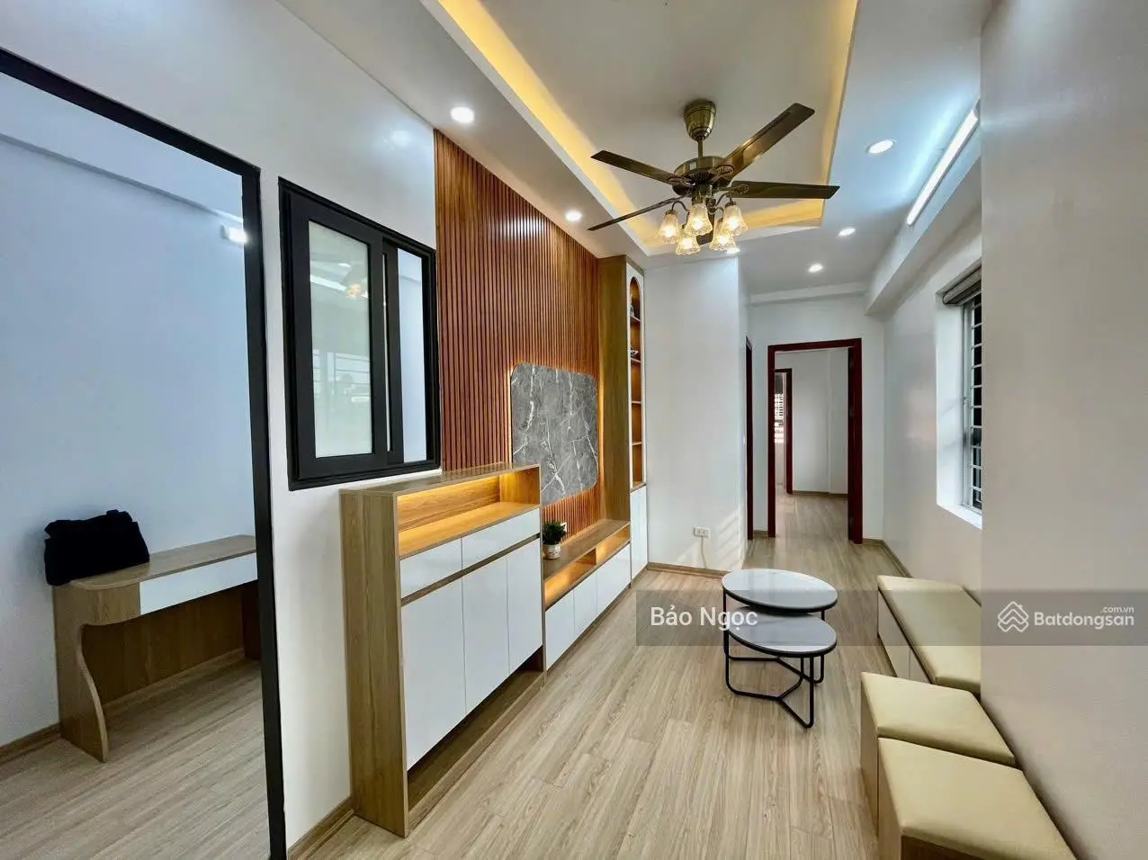 2,0x tỷ, sở hữu ngay căn hộ lô góc thoáng đẹp tại tòa CT8 - chung cư Đại Thanh - Sổ đỏ đẹp