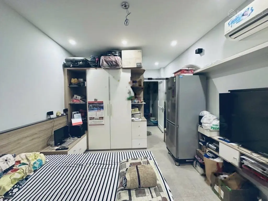 HIẾM nhà 4Tầng CÓ THANG MÁY, MẶT TIỀN thụt Trần Hữu Trang Phú Nhuận, 55m2, OTO VÀO NHÀ
