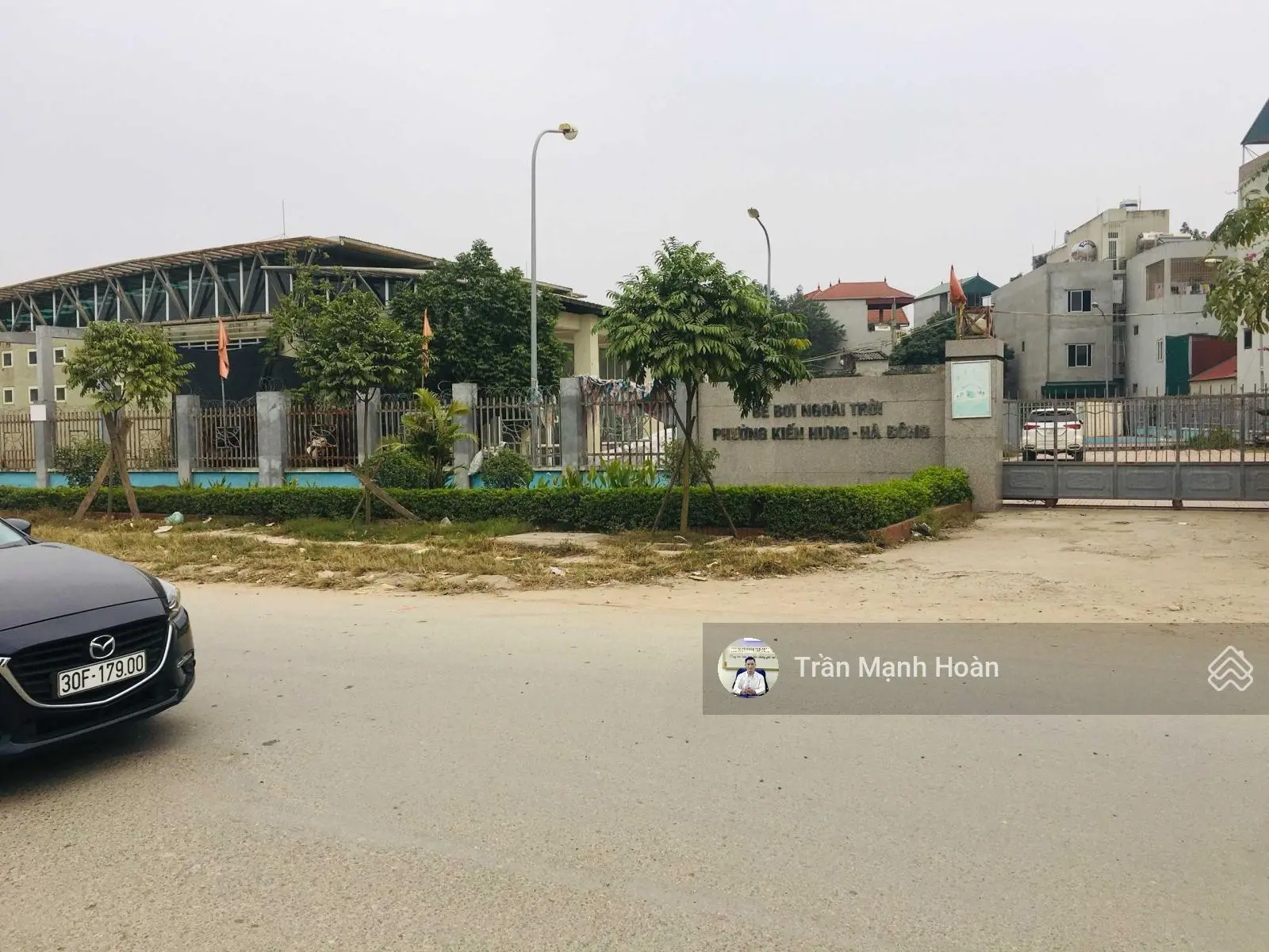 Chính chủ bán nhà 4T 4PN DT rộng 56m2 có sân ngay Nhà Văn Hóa Mậu Lương Kiến Hưng Hà Đông. Giá 4tỷ9