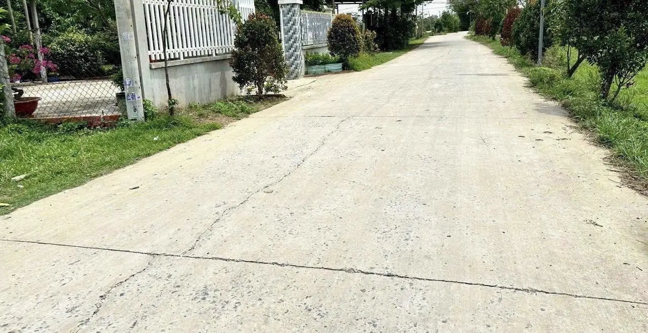 Hạ thêm 200 tr bán gấp đất mặt tiền kinh doanh giồng lớn
