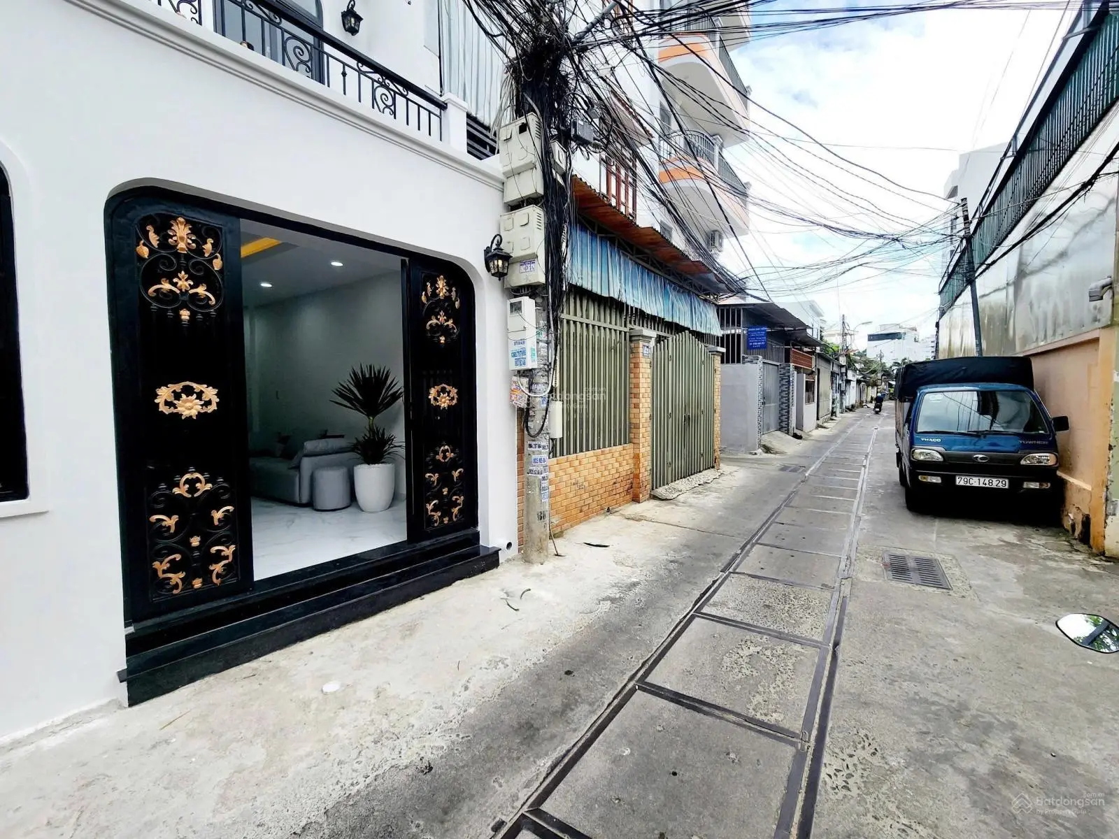 Bán nhà đẹp Hoàng Diệu cách biển Trần Phú Nha Trang 500m: 0332457686