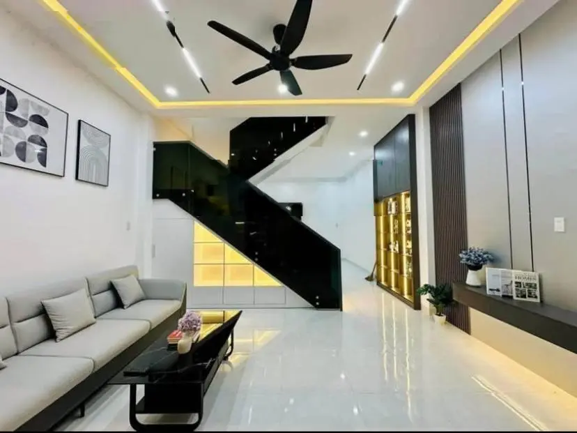Nhà hẻm 1/ trên đường Trịnh Như Khuê 80m2 gần chợ, trường học, SHR thiện chí mua bớt lộc