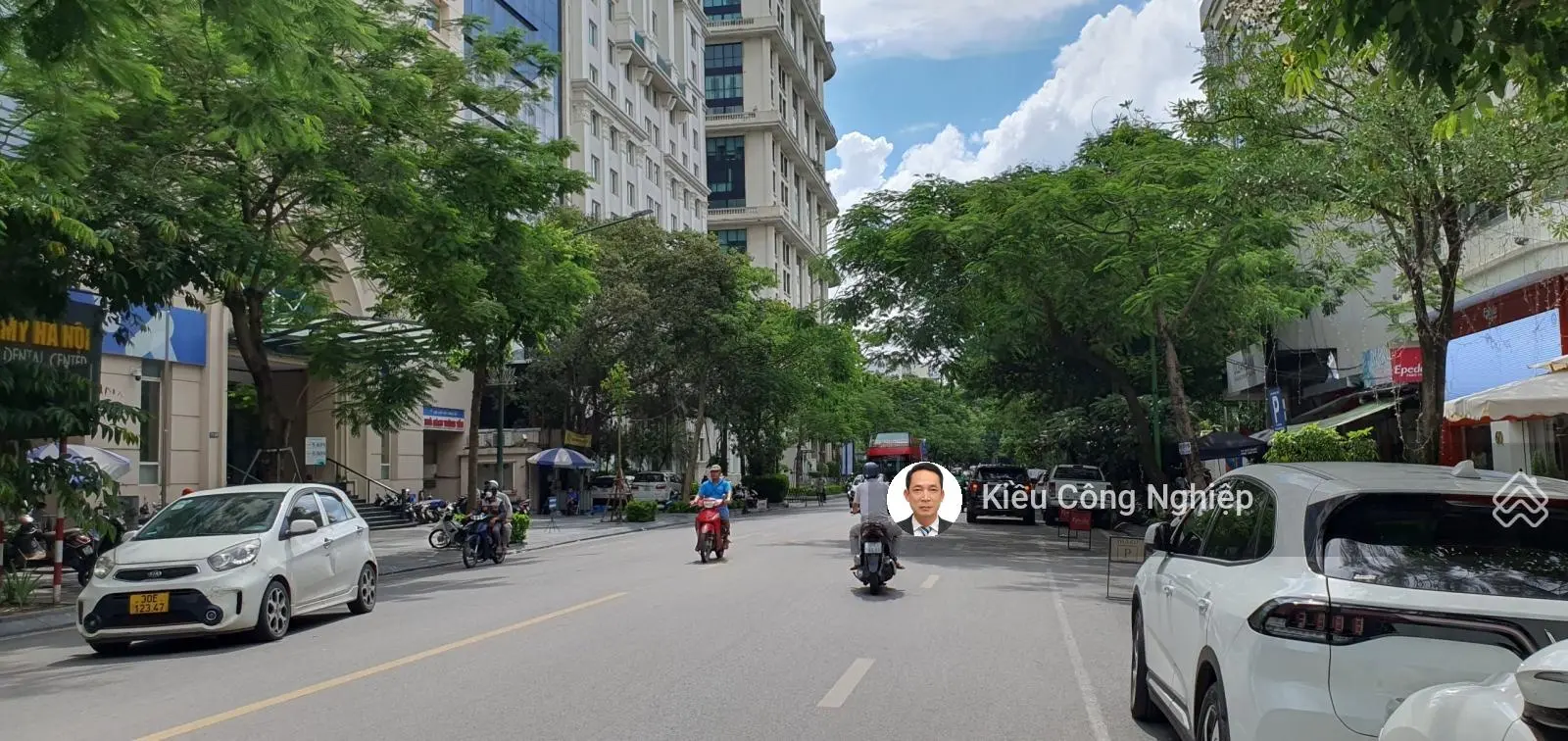 Hot! Bán tòa nhà mặt phố Đội Cấn, DT 450 m2 x 10 Tầng, MT khủng KD, VP, CTy