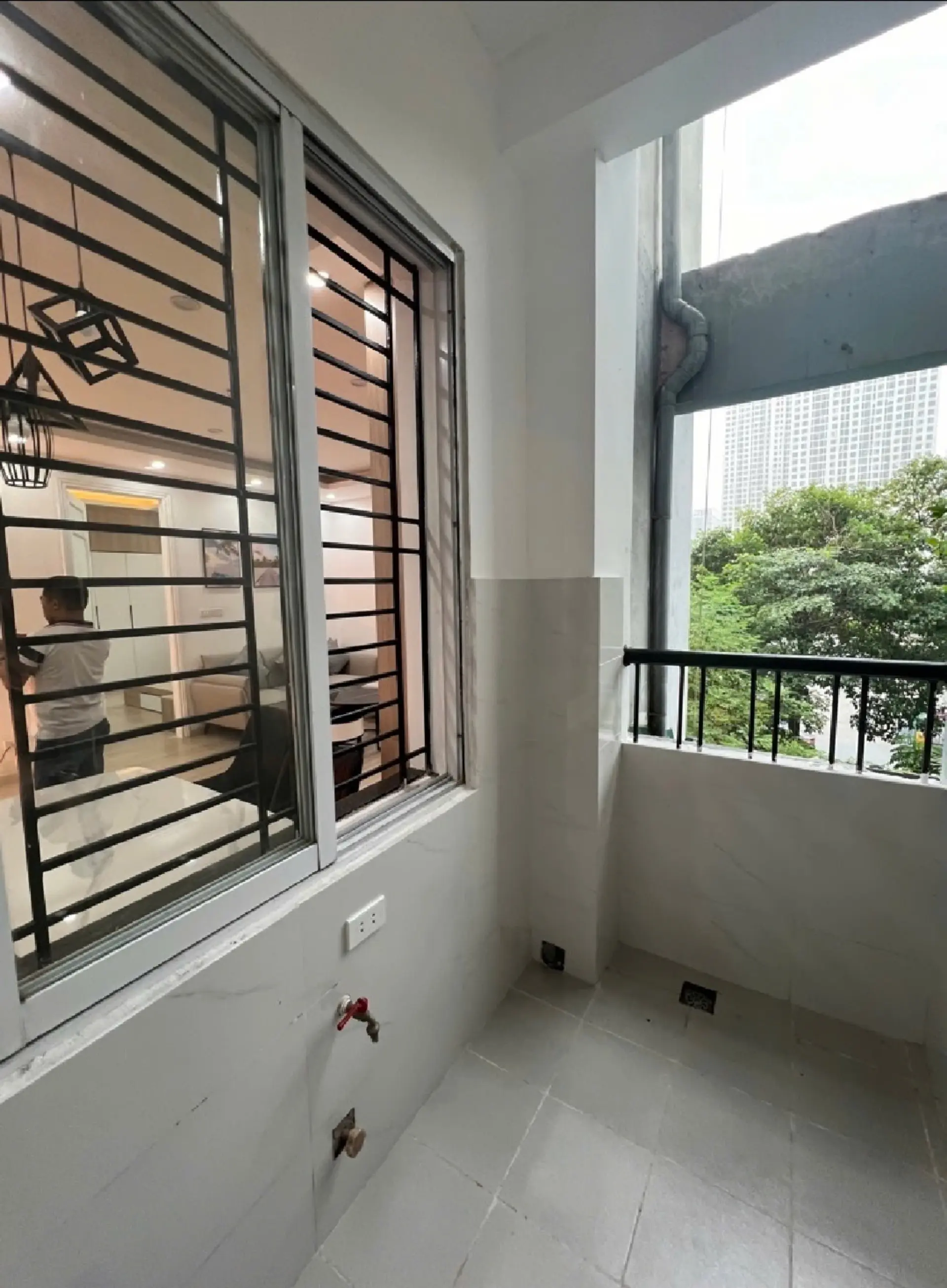 BÁN C.C T.P GIAO LƯU CT1C , 75M /1PK /2PN ,VỊ TRÍ VÀNG ,NT ĐẸP ,Ở NGAY ,GIÁ 4,05 TỶ - LH:0813 616 ***