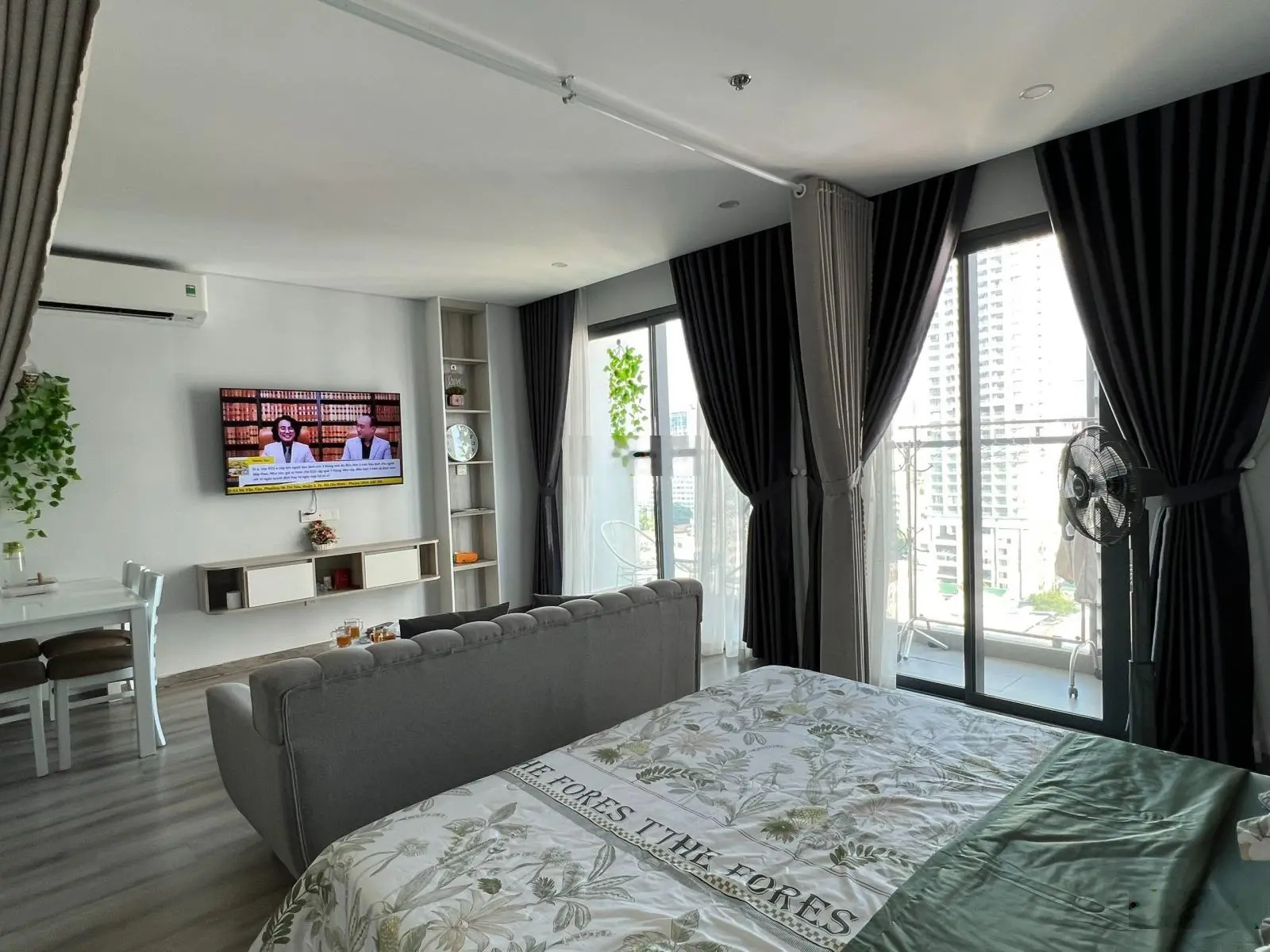 Duy nhất căn 44m2 view xéo biển có nội thất Marina Suite giá chỉ 1,65 tỷ. Cực rẻ