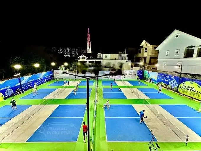250Tỷ - Mặt Tiền / Phạm Văn Đồng - 50x200m = 13.339 m2 - Đất trống tiện cho / Nhà Hàng - Pickleball