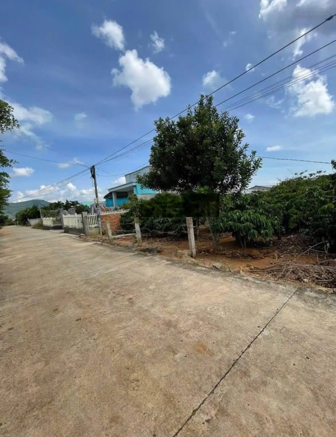 Bán 1000m2 đất trung tâm xã Liên Hiệp, huyện Đức Trọng, DT 10x1000m, đường 6m giá 3,3 tỷ