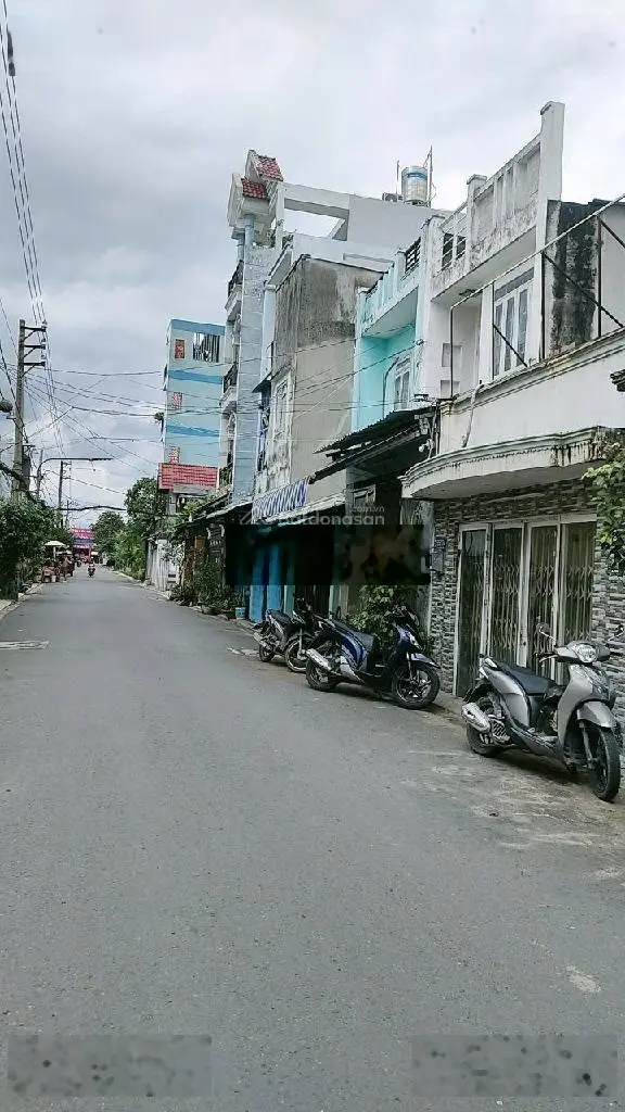 Bán nhà đẹp tại đường mã lò, giá tốt nhất chỉ 6,7 tỷ, 80m2, 4pn, 3pt